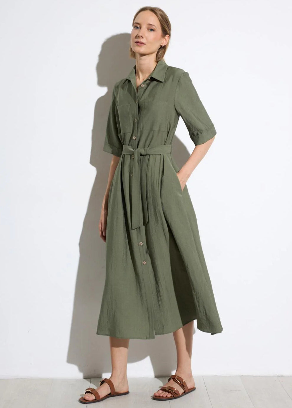 Tinta Vestido Sakura Caqui jurk