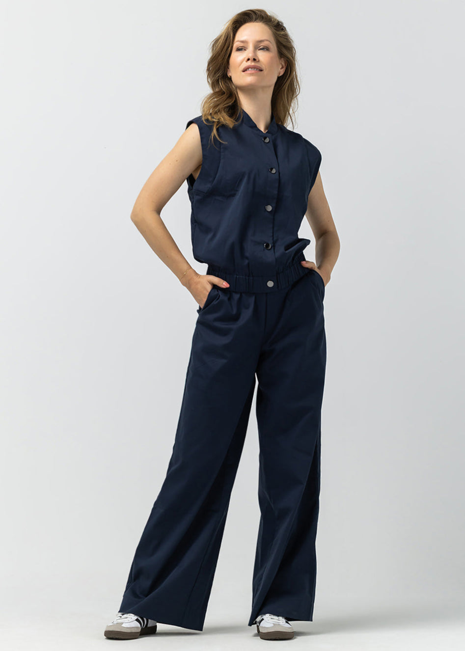 Label Dot Isa top/gilet