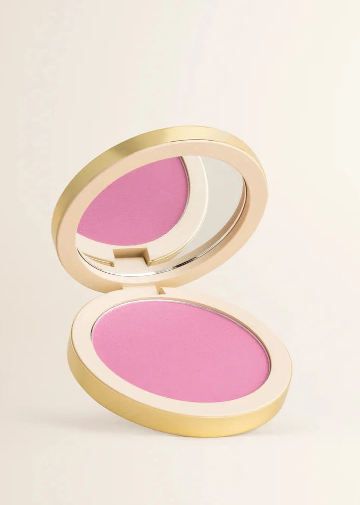 Olcay Gulsen Beauty Make Me Blush