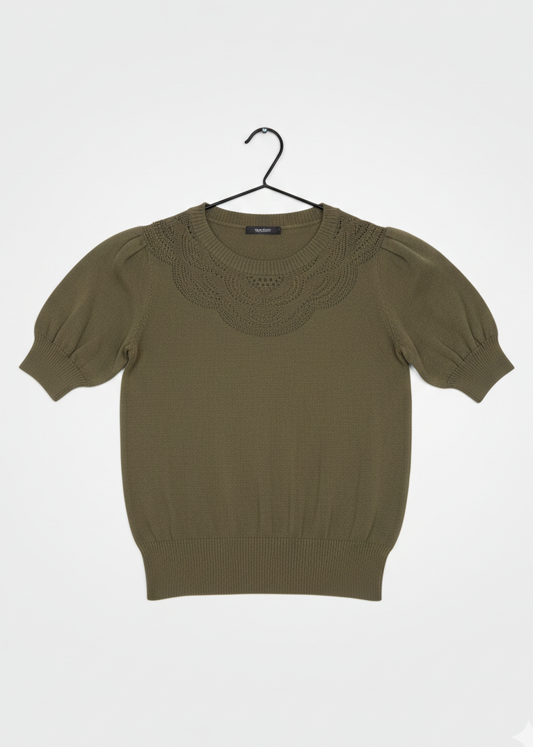 Emotions top Olive