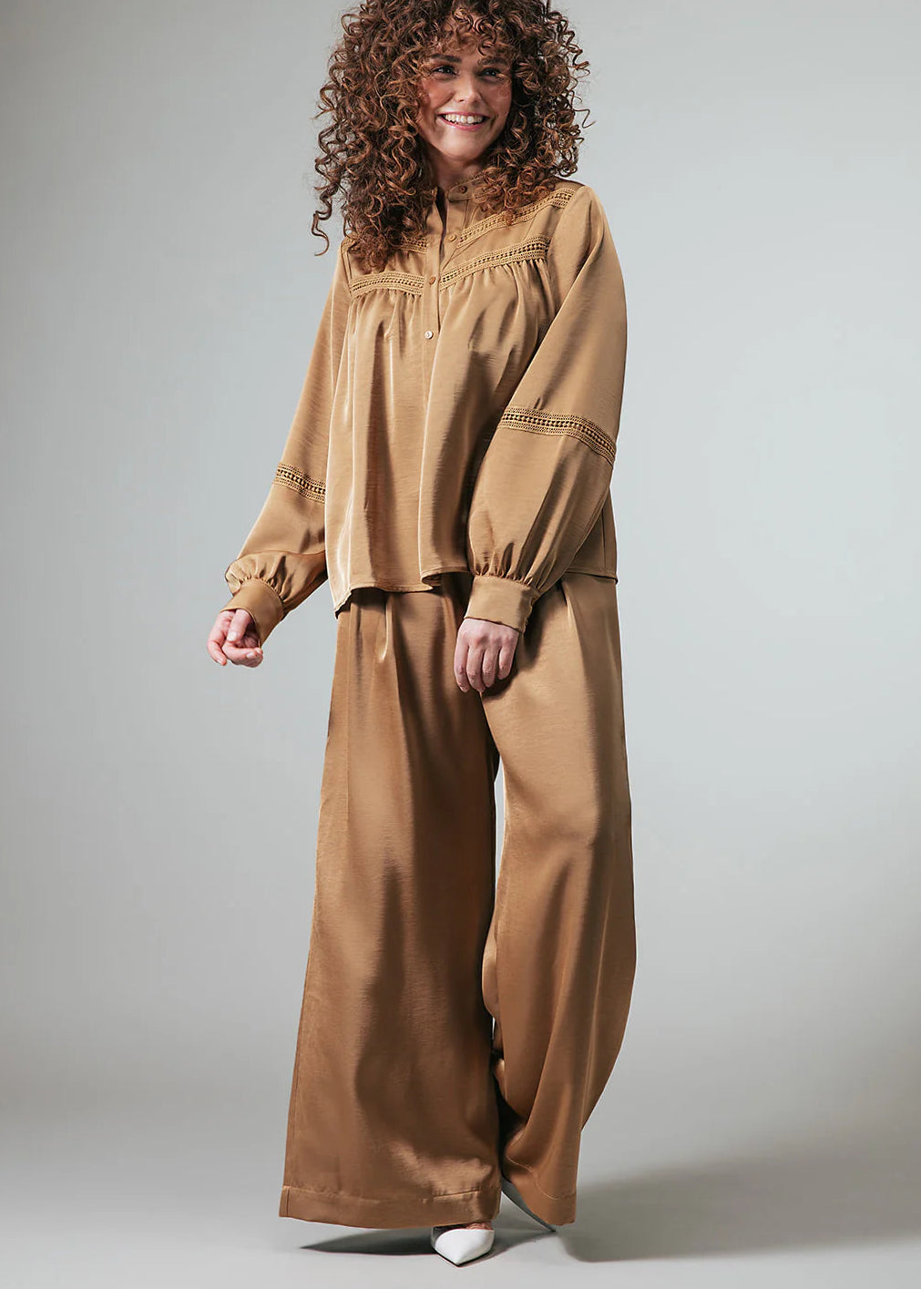 Label Dot Amin | Goud