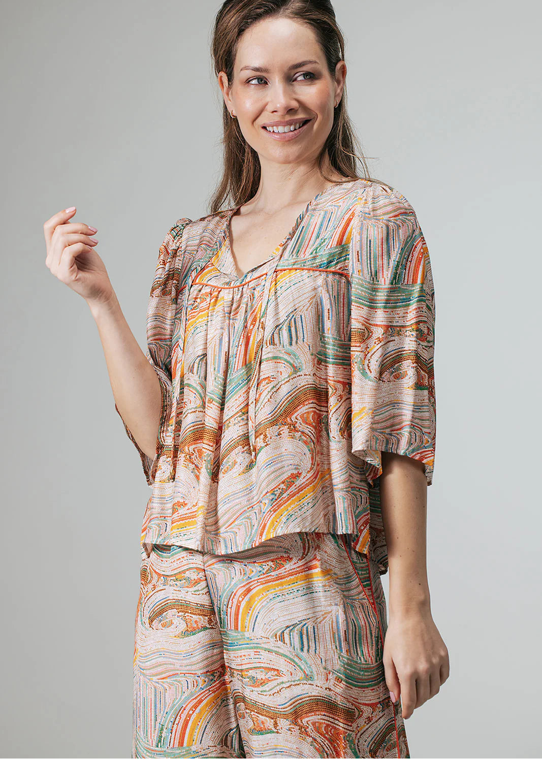Label Dot Ans Multi blouse