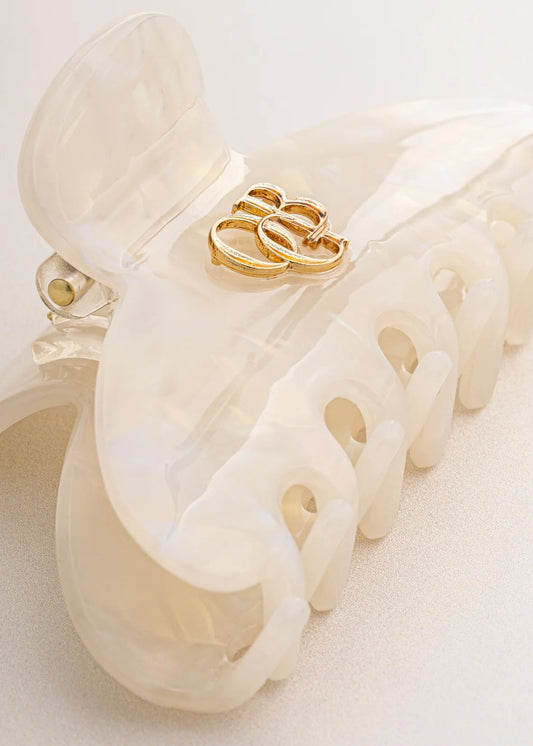 Olcay SHELL HAIR CLASP