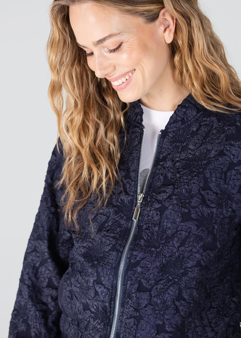 Jansen Amsterdam Josien jasje met bloemenprint | Donkerblauw