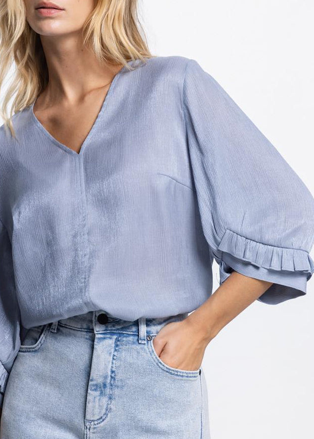 Jansen Amsterdam Nisa v-hals blouse in Lichtblauw