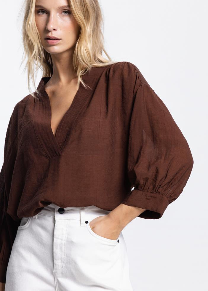 Jansen Amsterdam Pem transparante v-hals blouse in Bruin