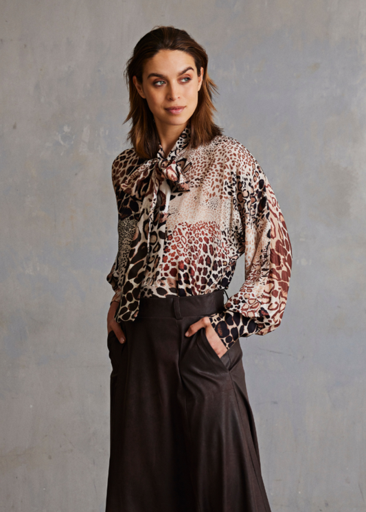 Helena Hart 7676KIT - BLOUSE JOLIEN KITTY - CAMEL