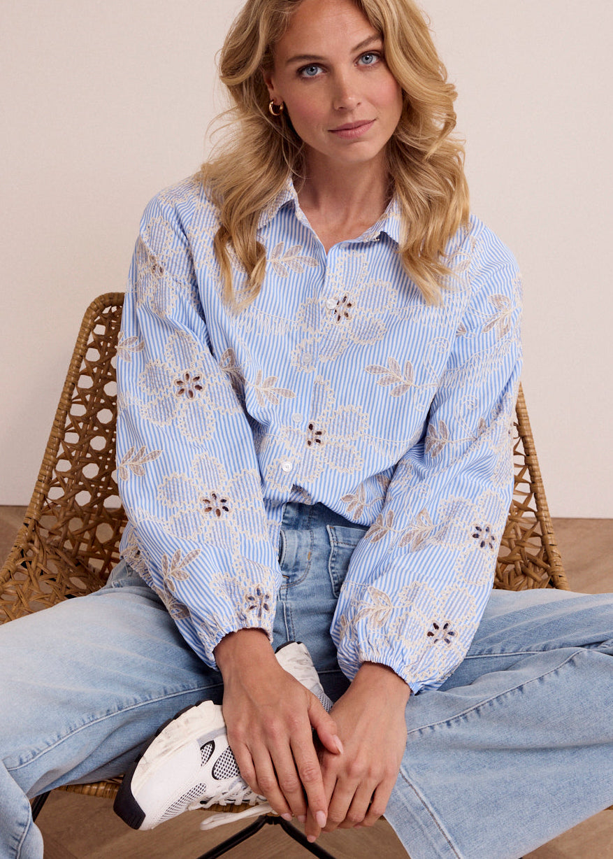 Tramontana Flower Embroidery Blouse