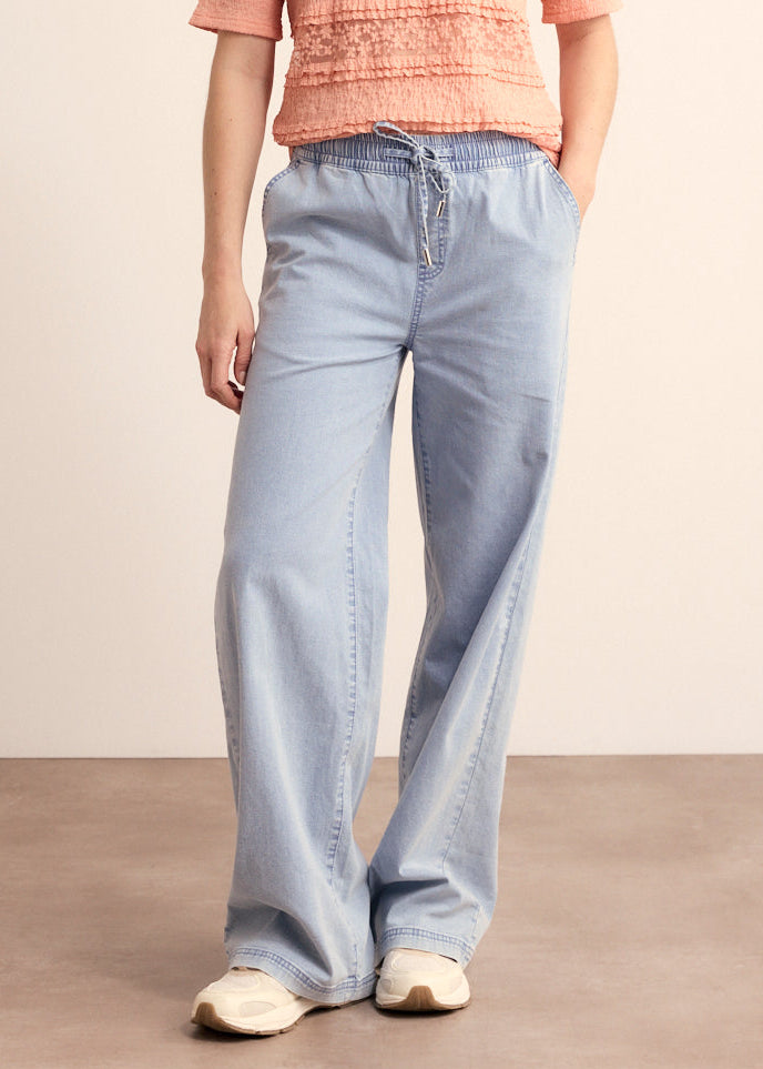 Tramontana Lightweight Denim Trousers