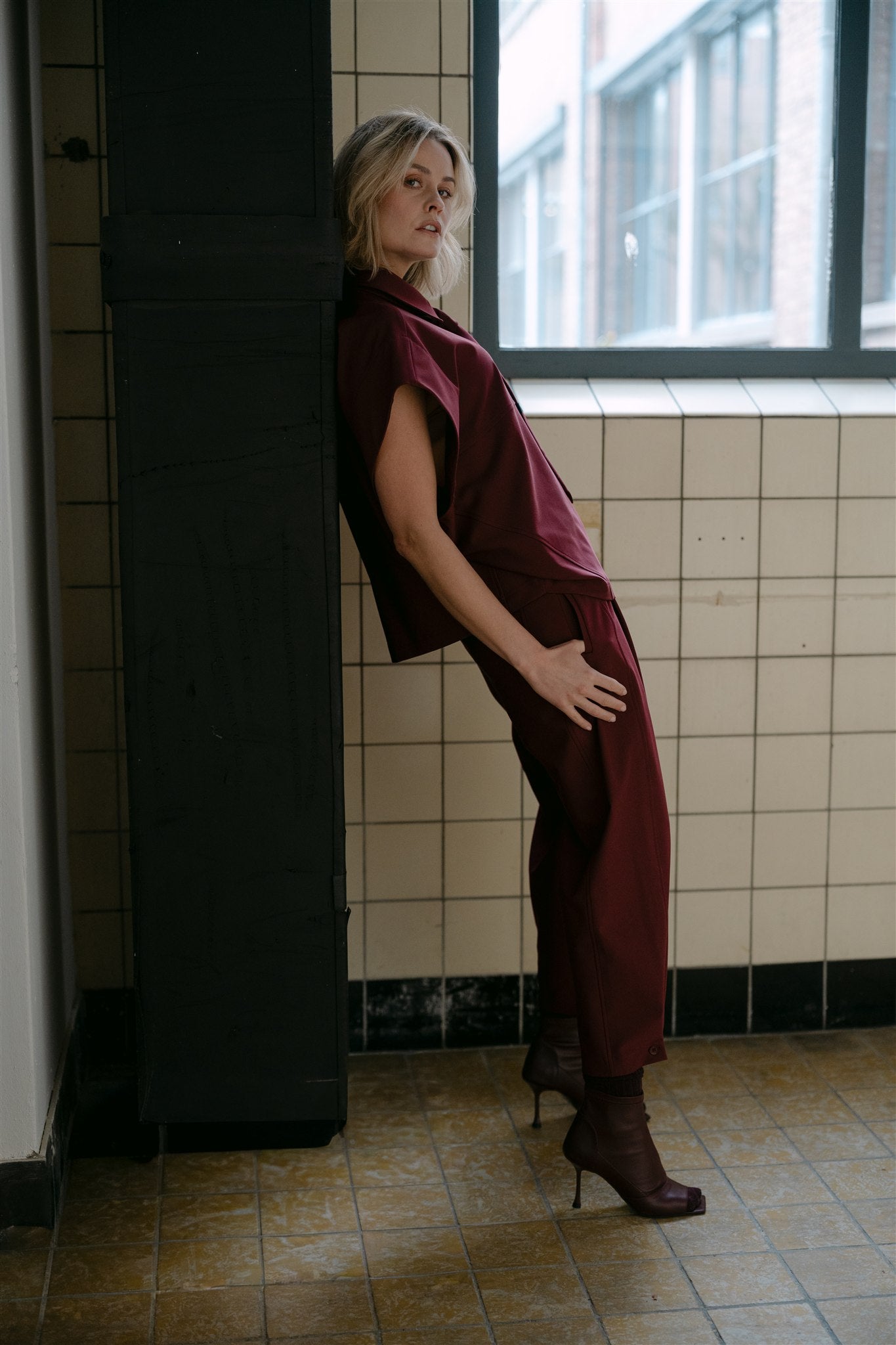 Aimee The Label ColombiaW6 Trouser Burgundy