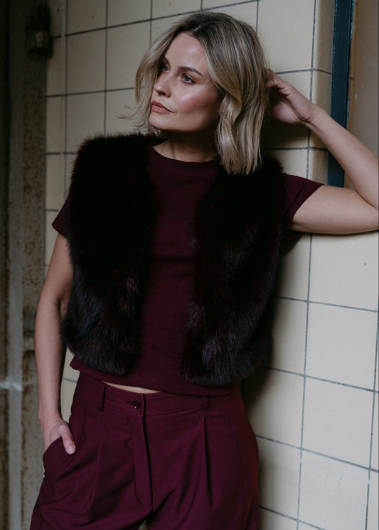 Aimee the Label IslaW6 Fake Fur waistcoat Burgundy en Brown