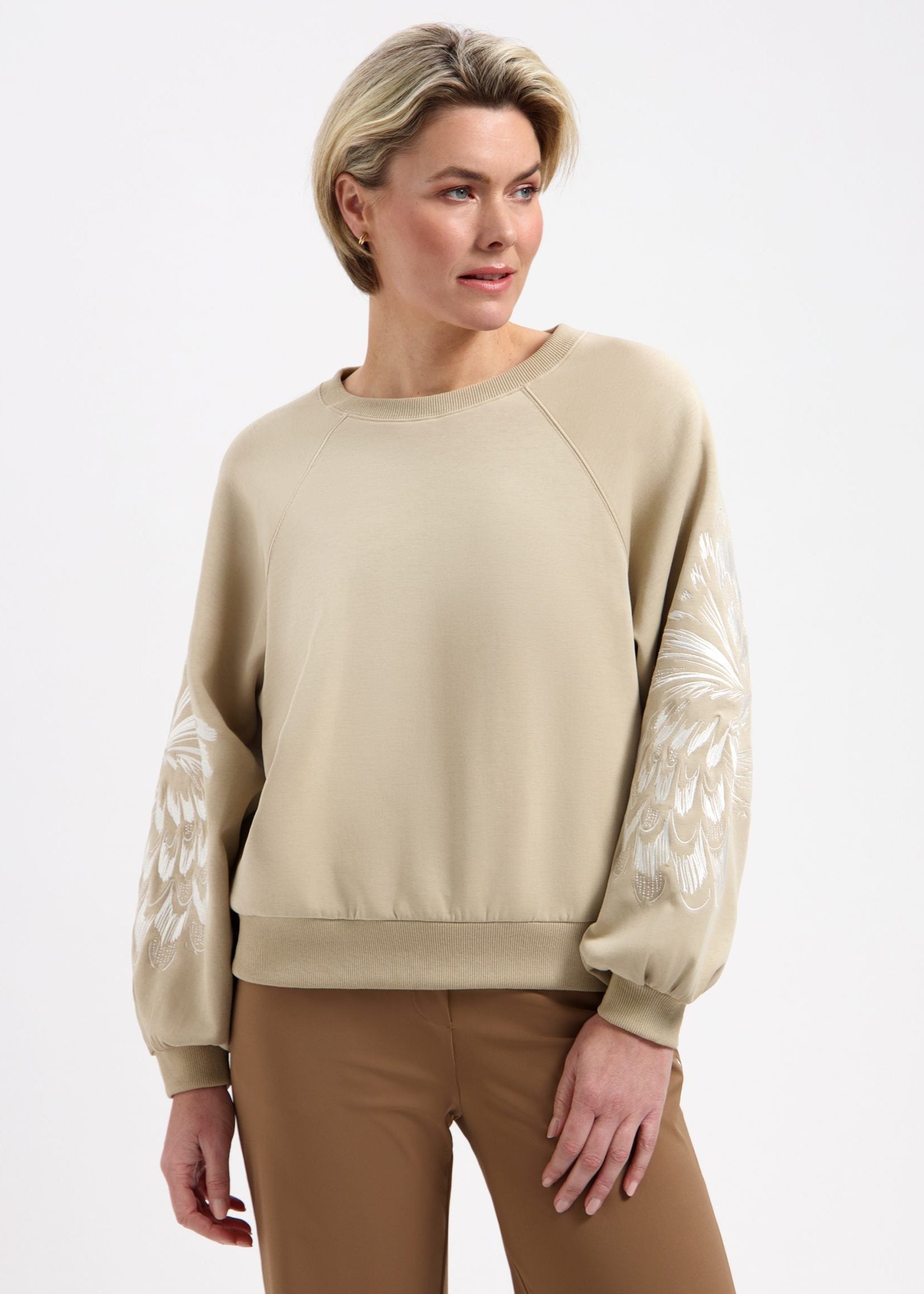 Lady Day – Coby Sweater – Sand