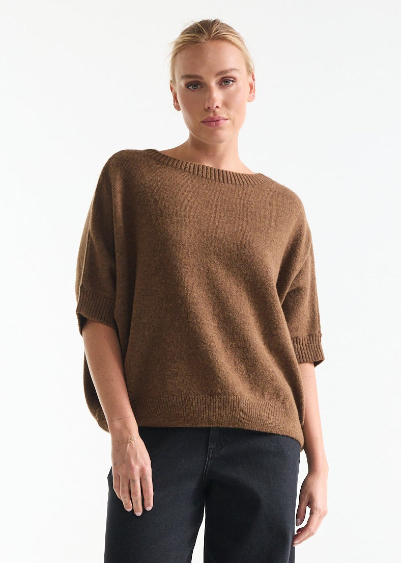 Jansen Amsterdam DACOTA TRUI &nbsp;round short batwing sleeve&nbsp;