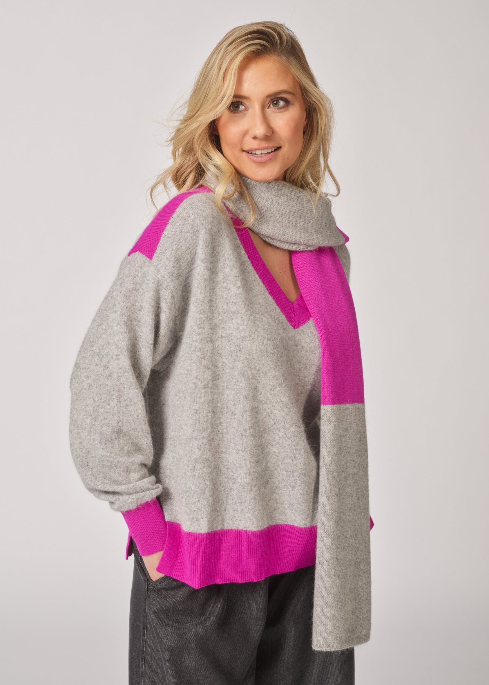 Lalotti Lalotti GIGA Pull-H05L Grey/ Purple