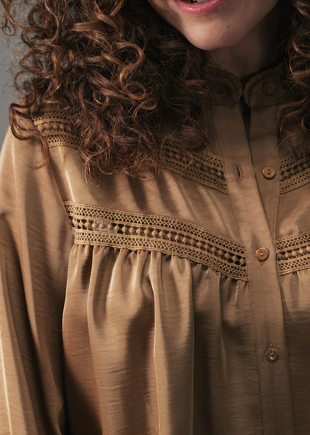 Label Dot Amin | Goud