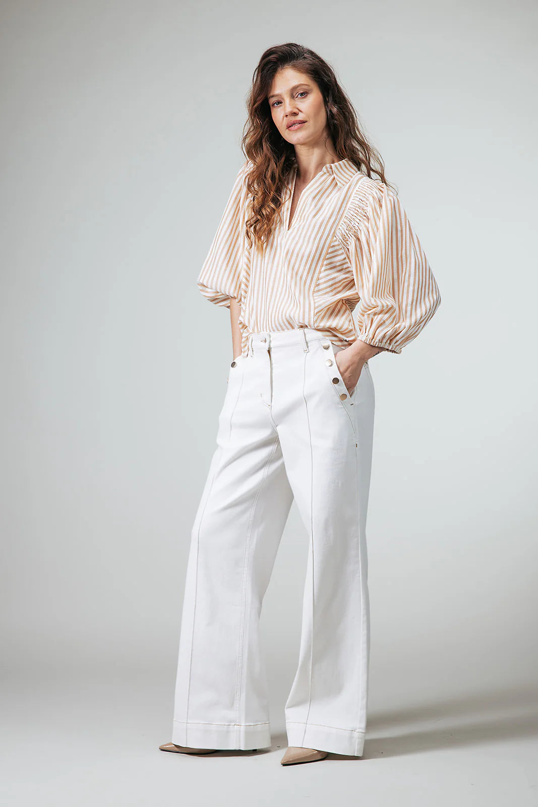 Label Dot Abba | Beige