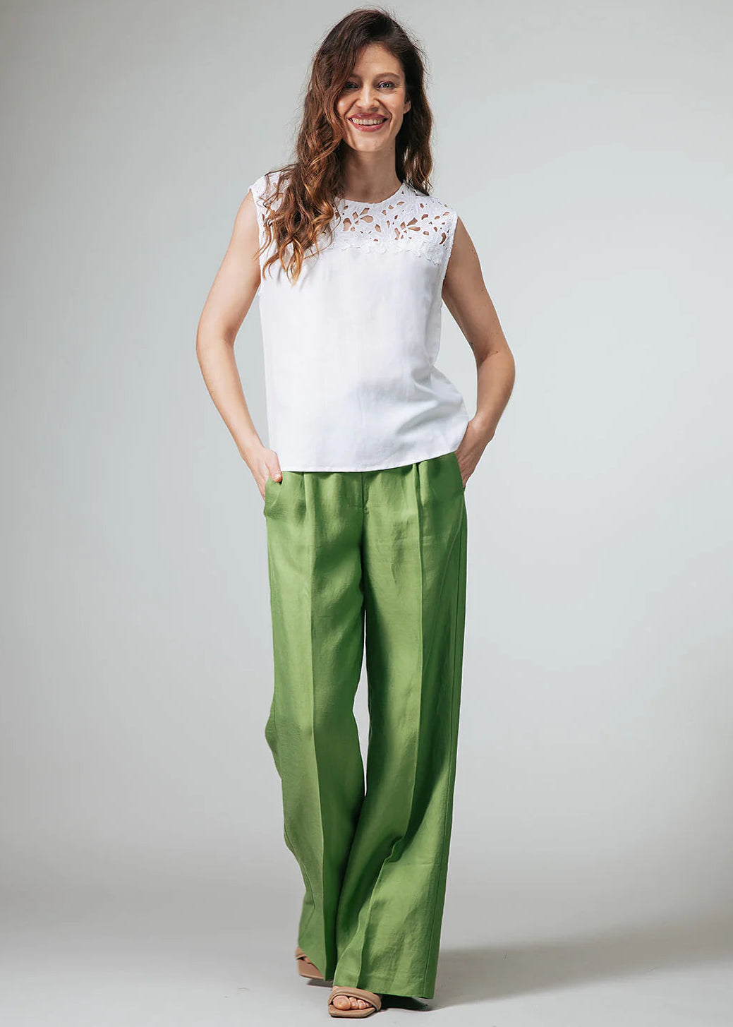 Label Dot top Merel Lace | Wit