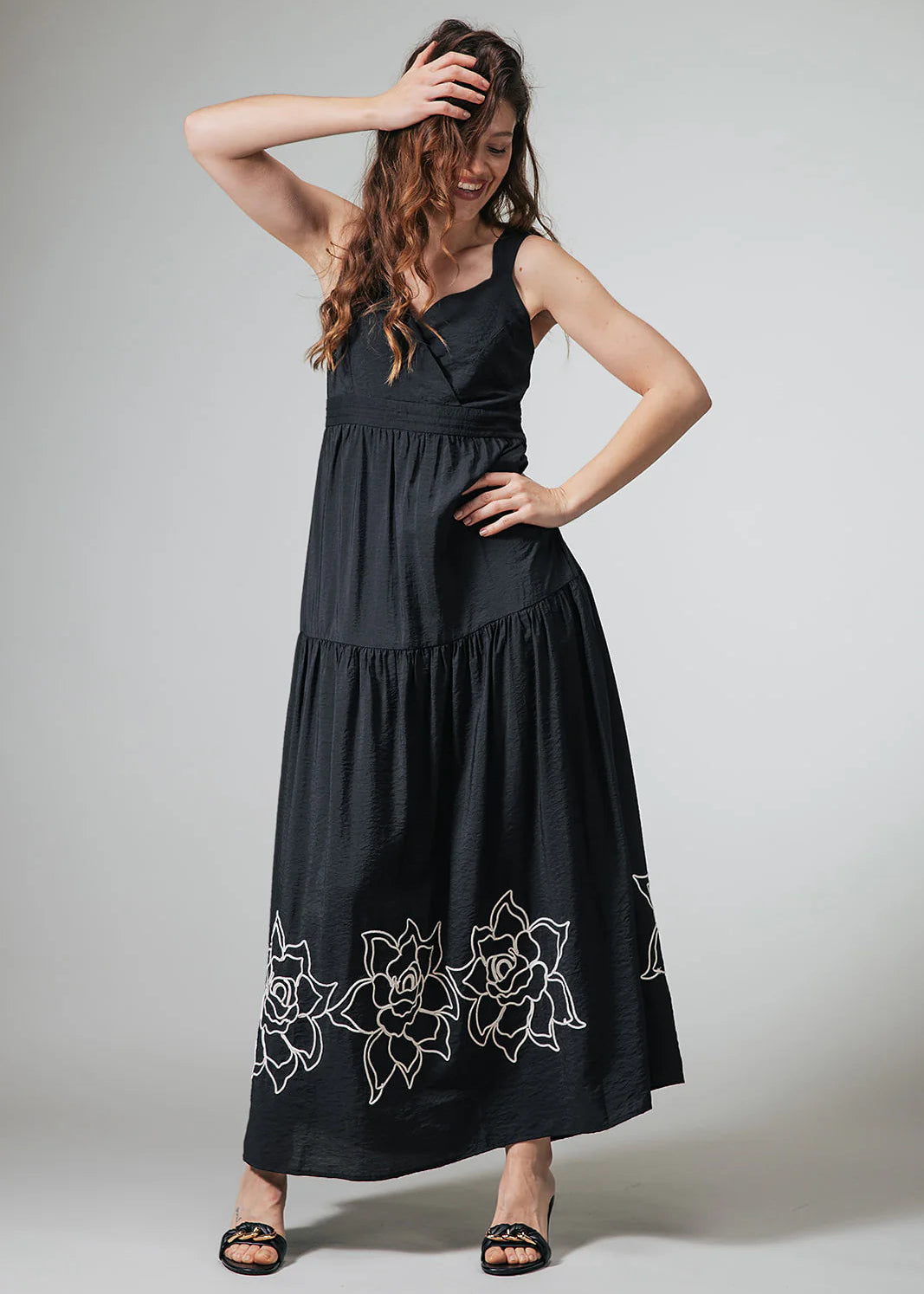 Label Dot Saskia | Zand / wit