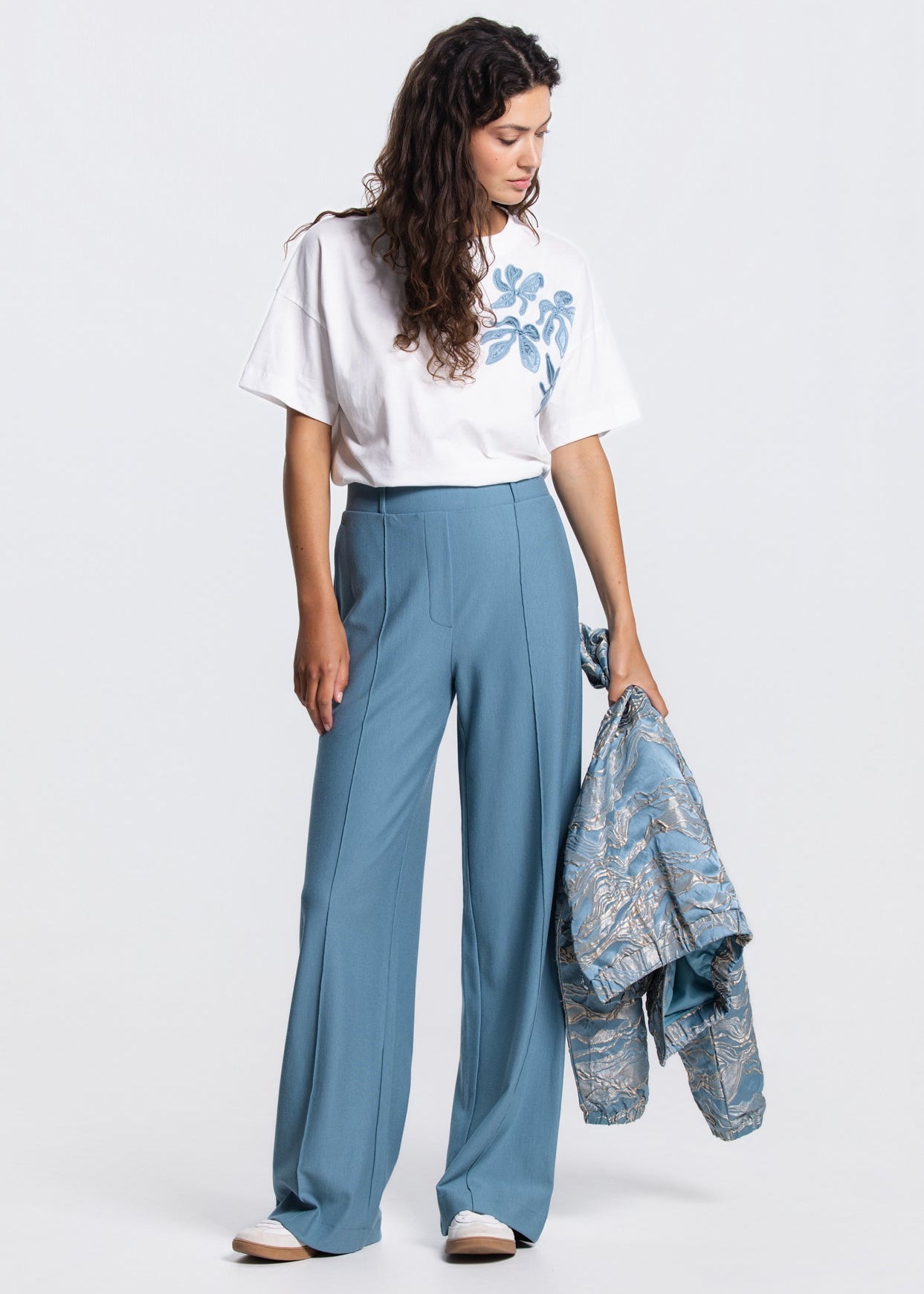 Jansen AmsterdamILEY SHIRT CO 184 short sleeve wide fit satin embroidery flower RILEY SS26