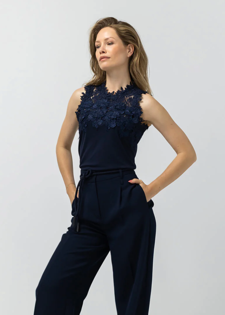 Label Dot Margo Top | Donker blauw
