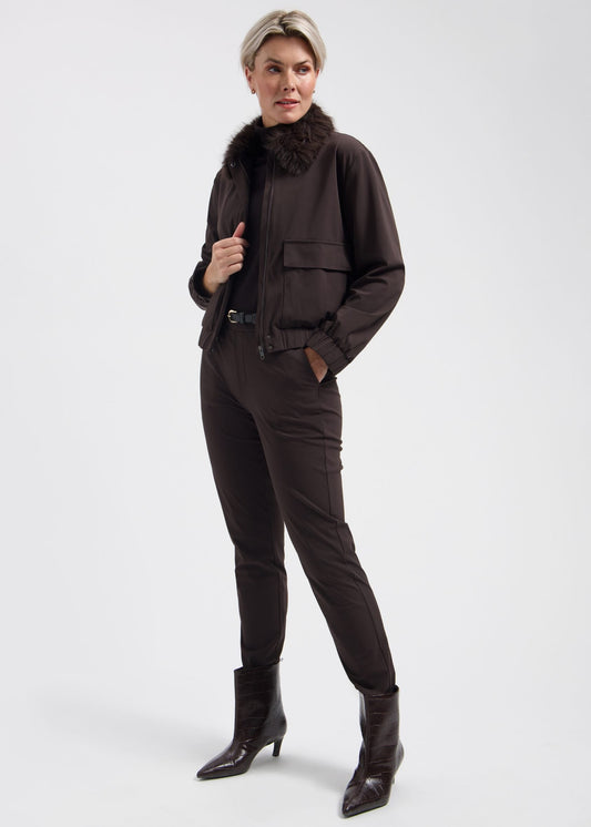 Lady Day – Scout Travel Trousers – Dark brown broek