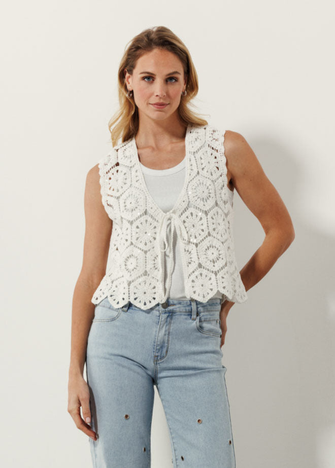 Tramontana Crochet Vest off white
