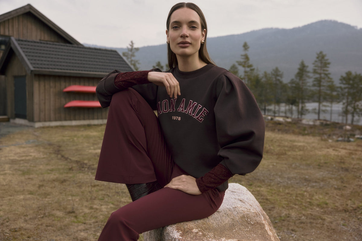 Lady Day – Mon Amie Sweater – Dark brown