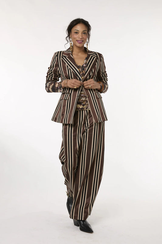 Tessa Koops JAEL CADINI BROWN BLAZER