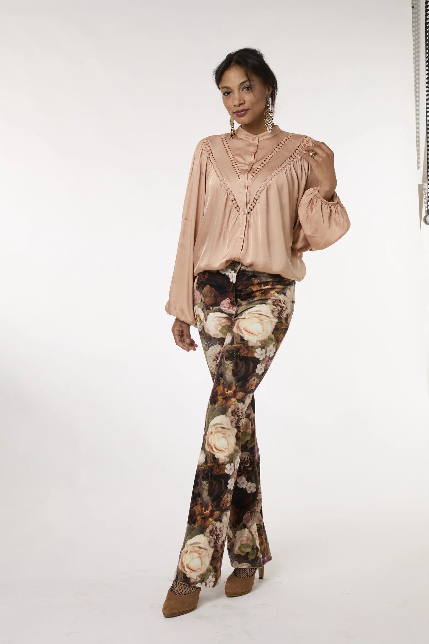 Tessa koops SUZE BLUSH SATIN TOP