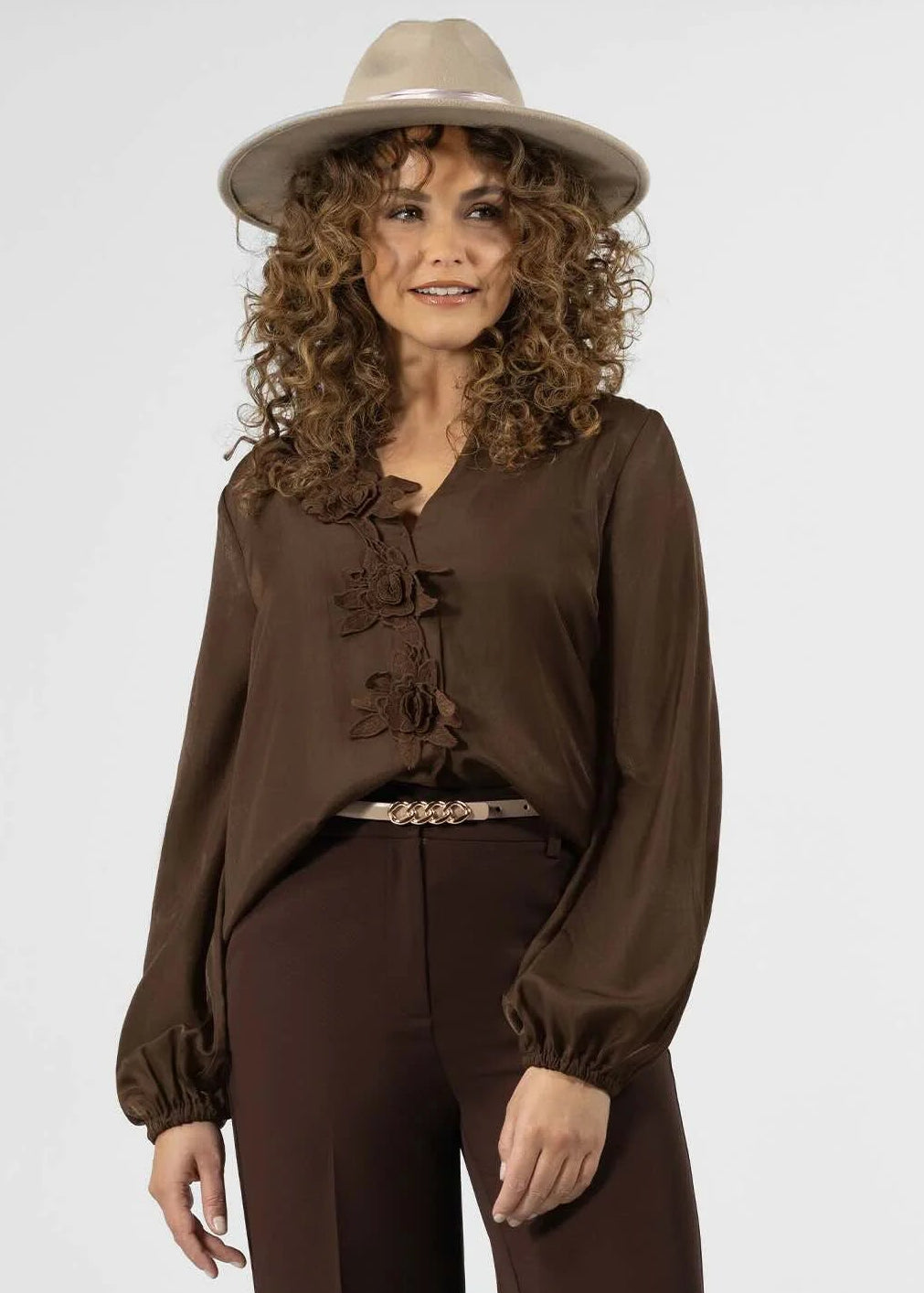 Label Dot Ally Blouse | Bruin